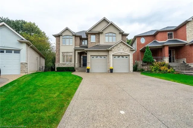 12 Cowper Crt