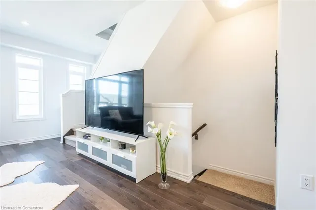 Additional image 14 of 61 Soho Street St Unit 68