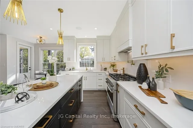 Additional image 17 of 84 JOHN St