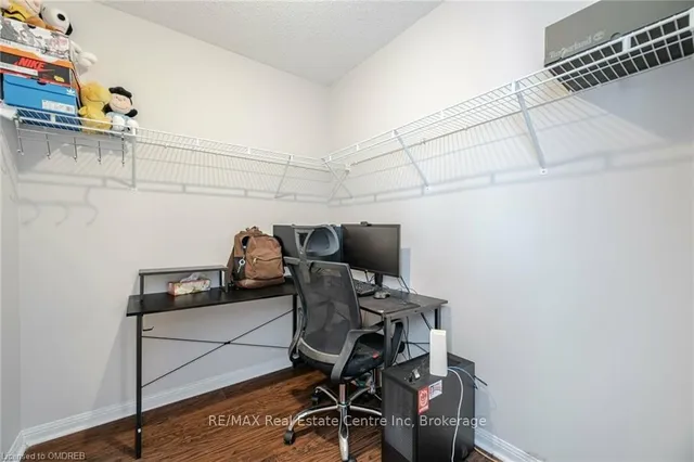 Additional image 38 of 137 WILLET Terr