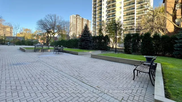 Additional image 36 of 120 Duke St Unit 1602