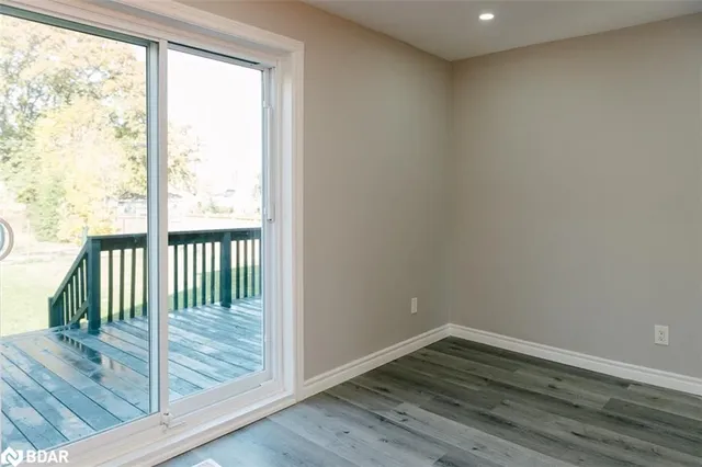 Additional image 9 of 673 Knox Ave