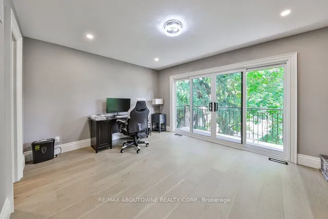 Additional image 24 of 2409 Lakeshore Rd