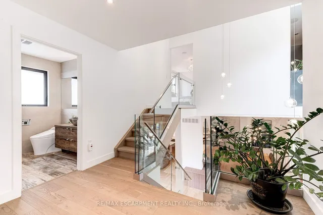 Additional image 19 of 3362 Guildwood Dr