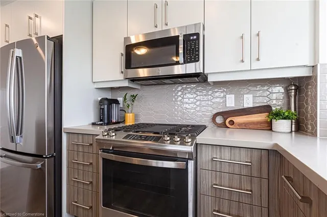 Additional image 6 of 2007 James St Unit 1307