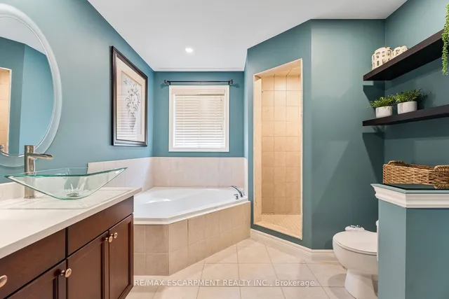 Additional image 18 of 575 STONEHENGE Dr