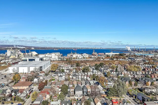 Additional image 38 of 346 Emerald St