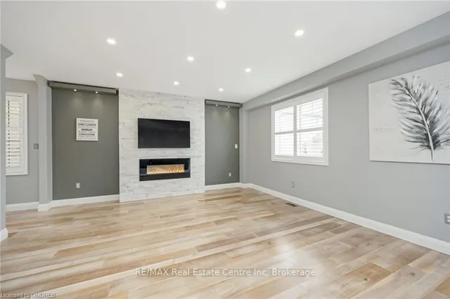 Additional image 9 of 567 SANDERSON Cres