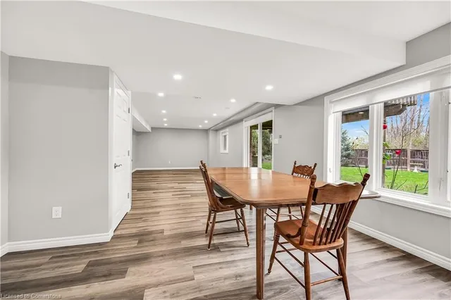 Additional image 34 of 61 Waterford Cres