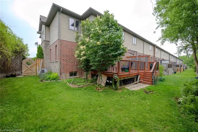 Additional image 34 of 93 Southshore Crescent