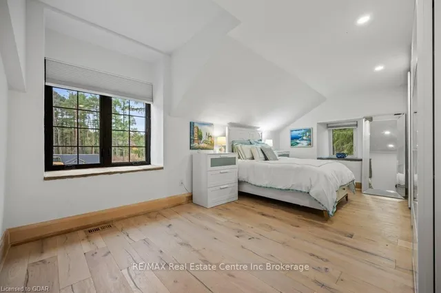 Additional image 29 of 13567 SECOND Line