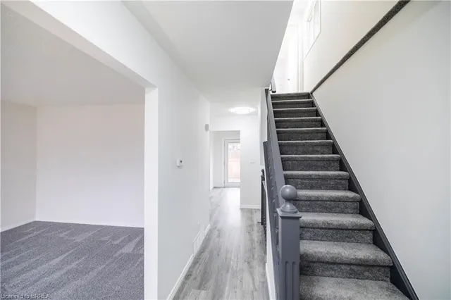 Additional image 8 of 279 Hatt St