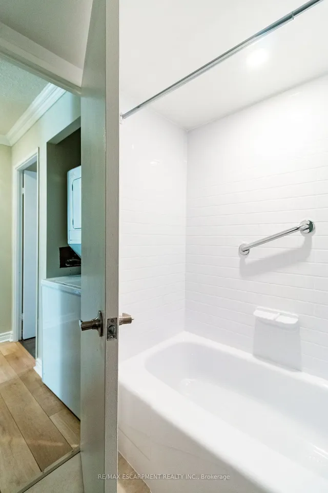 Additional image 23 of 222 Jackson St Unit 305