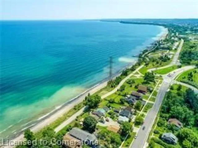 Additional image 25 of 552 Quebec St