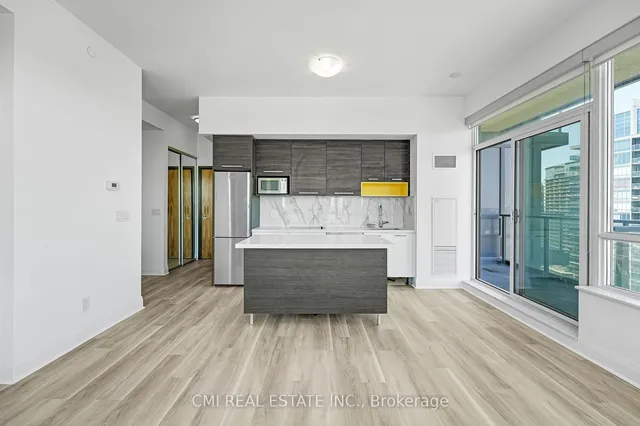 Additional image 16 of 36 Park Lawn Rd Unit 2209