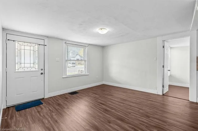 Additional image 3 of 937 Garth St