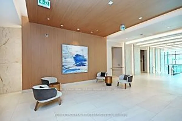 Additional image 4 of 4208 Dundas St Unit 323