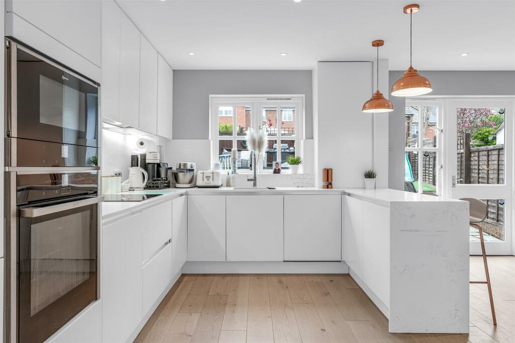 Additional image 16 of Welwyn Hall Gardens, Welwyn