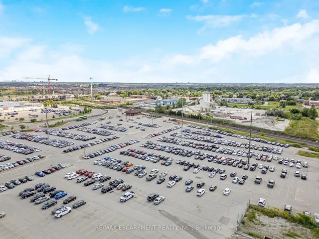 Additional image 38 of 716 Main St Unit 1109