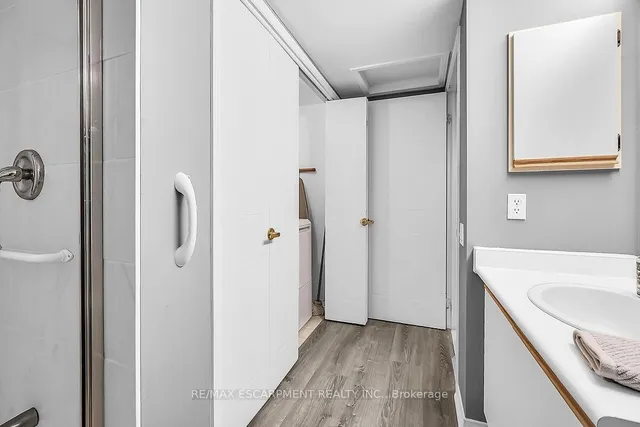 Additional image 23 of 376 SILVERBIRCH Blvd