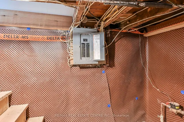 Additional image 34 of 14 Keith St