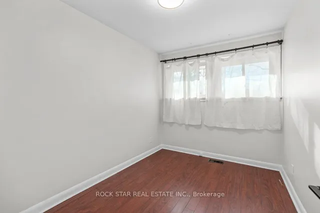 Additional image 15 of 149 Victor Blvd