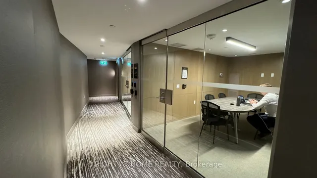 Additional image 19 of 575 Bloor St Unit 3603