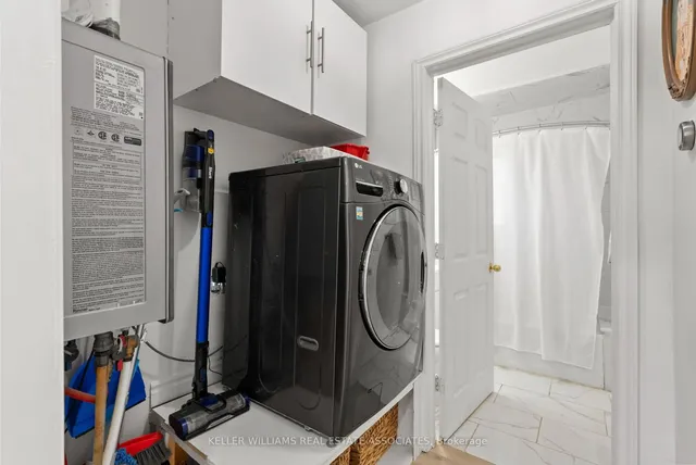 Additional image 30 of 404 Tragina Ave