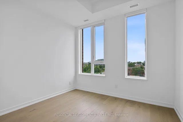 Additional image 14 of 3100 Keele St Unit 819