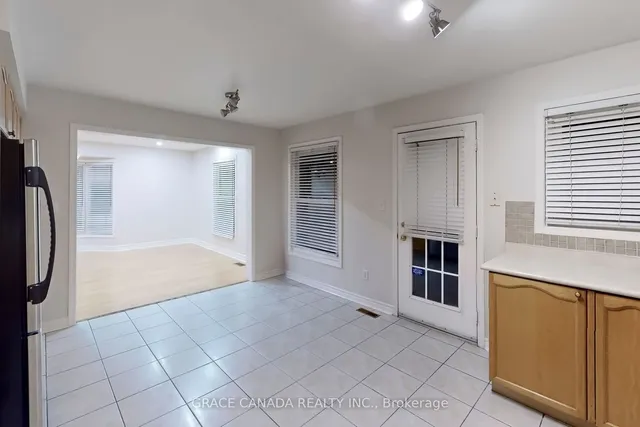 Additional image 15 of 2200 Irving St