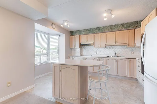 Additional image 10 of 870 Upper Wentworth St Unit 202