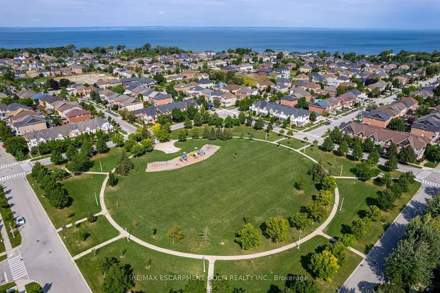 Additional image 39 of 7 Northampton Blvd