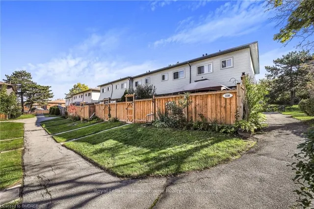 Additional image 37 of 1110 GARTH St Unit 11