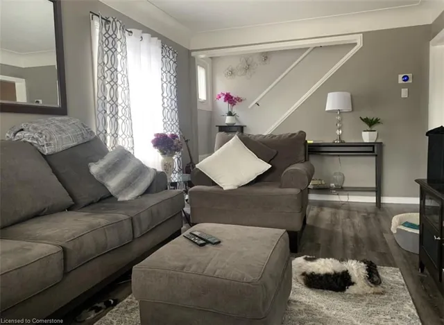 Additional image 3 of 65 Tuxedo Ave