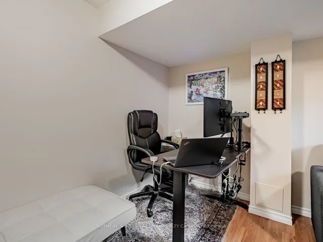 Additional image 33 of 1123 Houston Dr