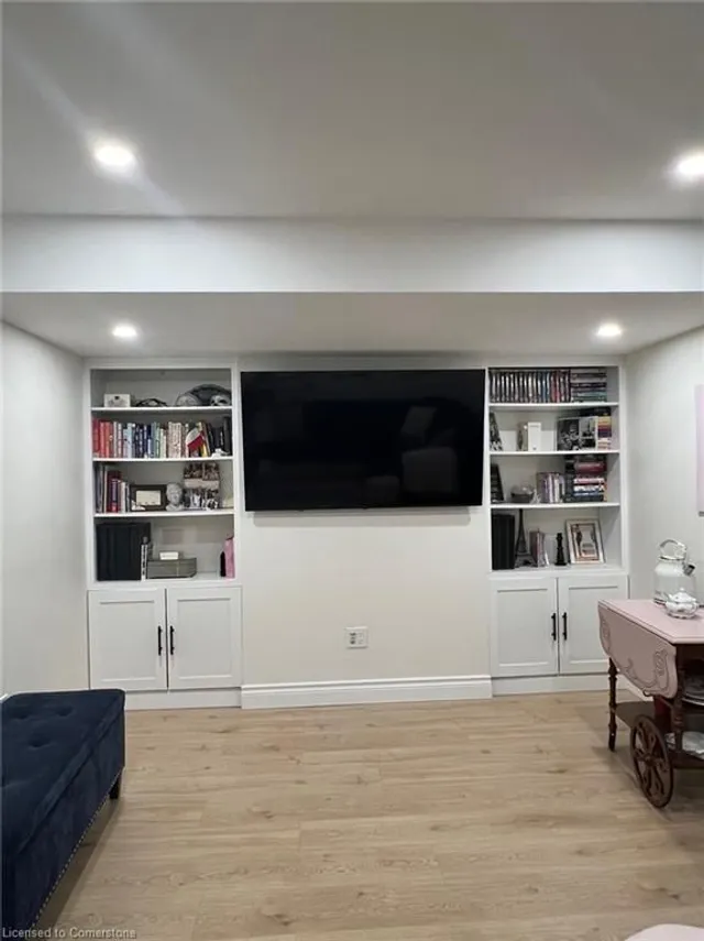 Additional image 17 of 290 Barton St Unit 27