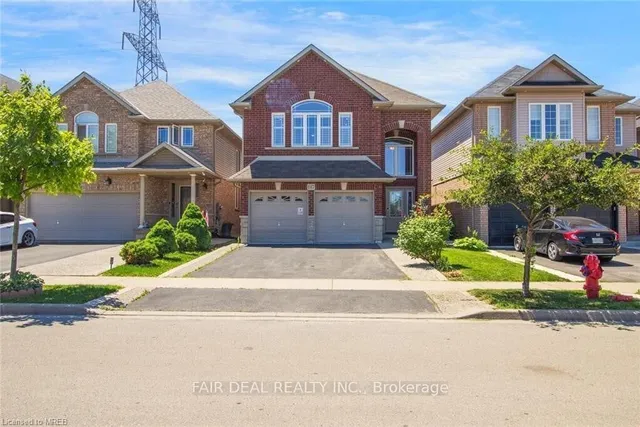 147 Pelech Cres