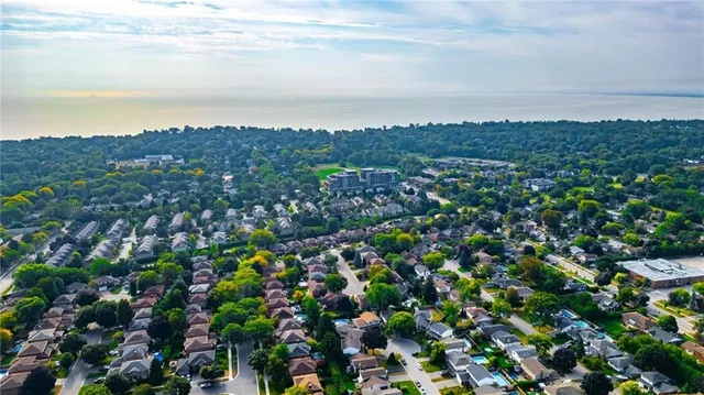 Additional image 47 of 555 LETITIA Crt