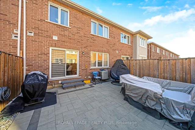 Additional image 40 of 1542 Gainer Cres