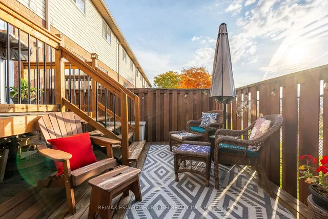 Additional image 27 of 800 PARAMOUNT Dr Unit 38