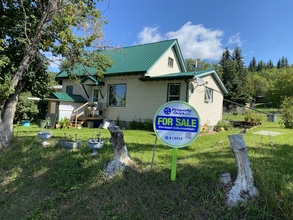 Additional image 2 of 4801 49 Ave