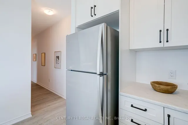 Additional image 26 of 460 Dundas St Unit 702