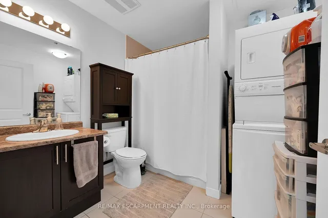 Additional image 18 of 125 Shoreview Pl Unit 114