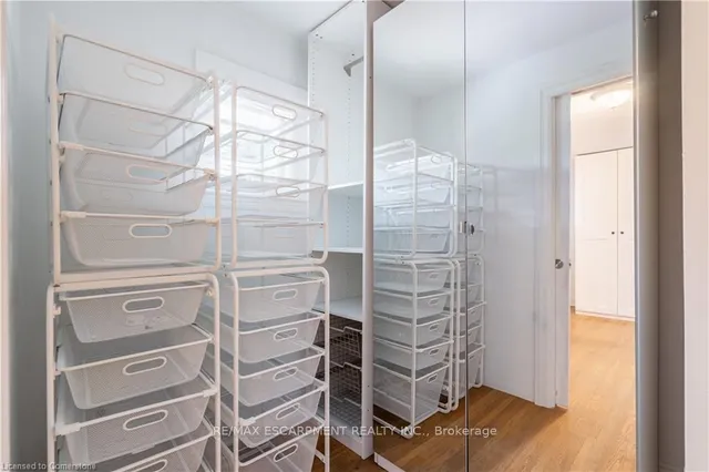 Additional image 25 of 56 Newton Ave