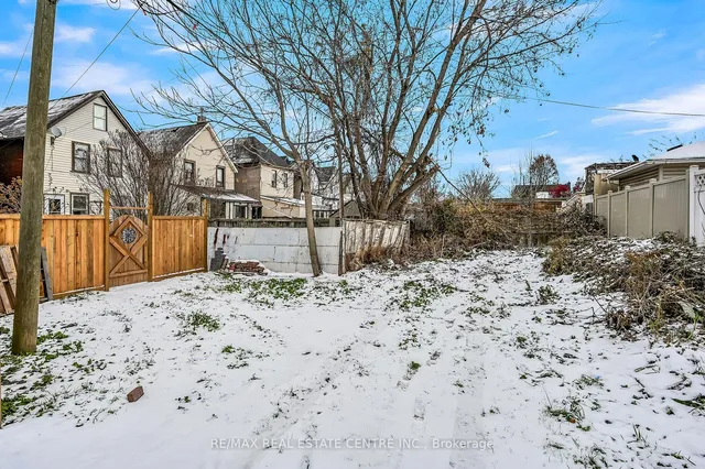 Additional image 37 of 14 Keith St