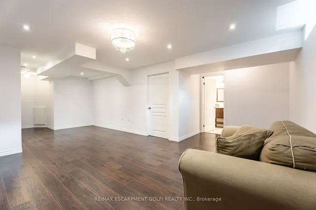 Additional image 31 of 71 Chamomile Dr