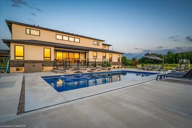 Additional image 44 of 37 Eleventh Rd