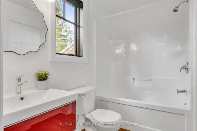 Additional image 22 of 365 Delaware Ave