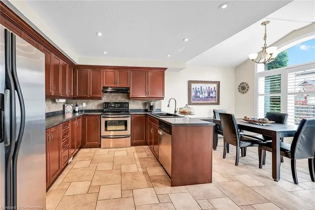 Additional image 11 of 226 Tanglewood Dr