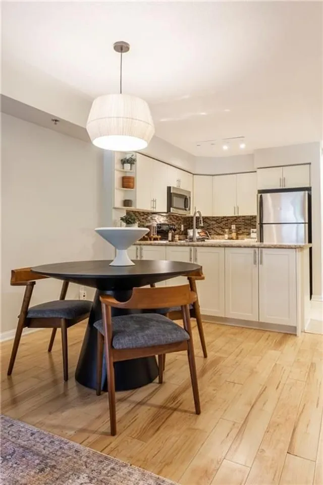 Additional image 21 of 3070 ROTARY Way Unit 122